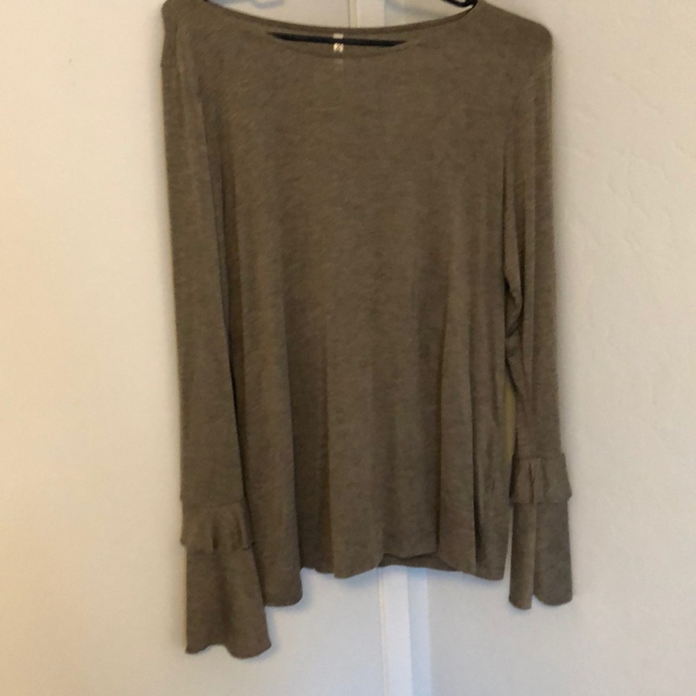 Long sleeve T-shirt